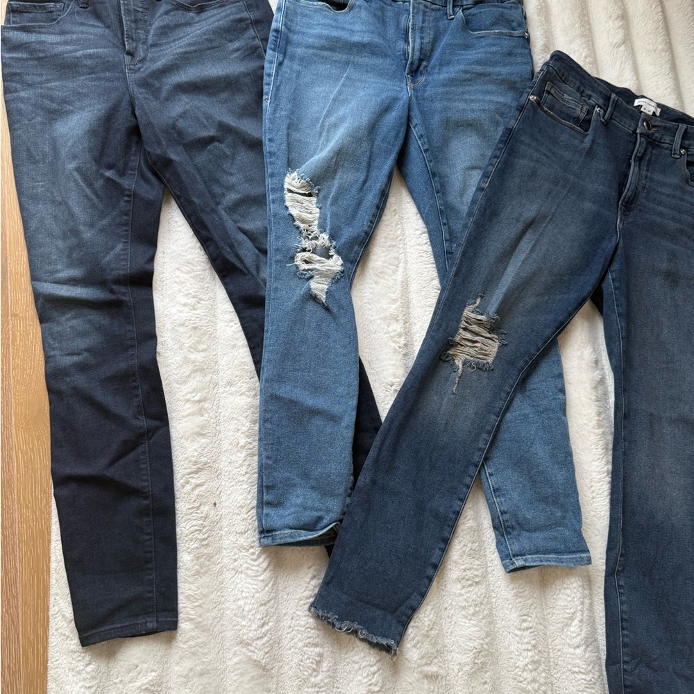 Three pairs of Good American Women's Blue Skinny Jeans